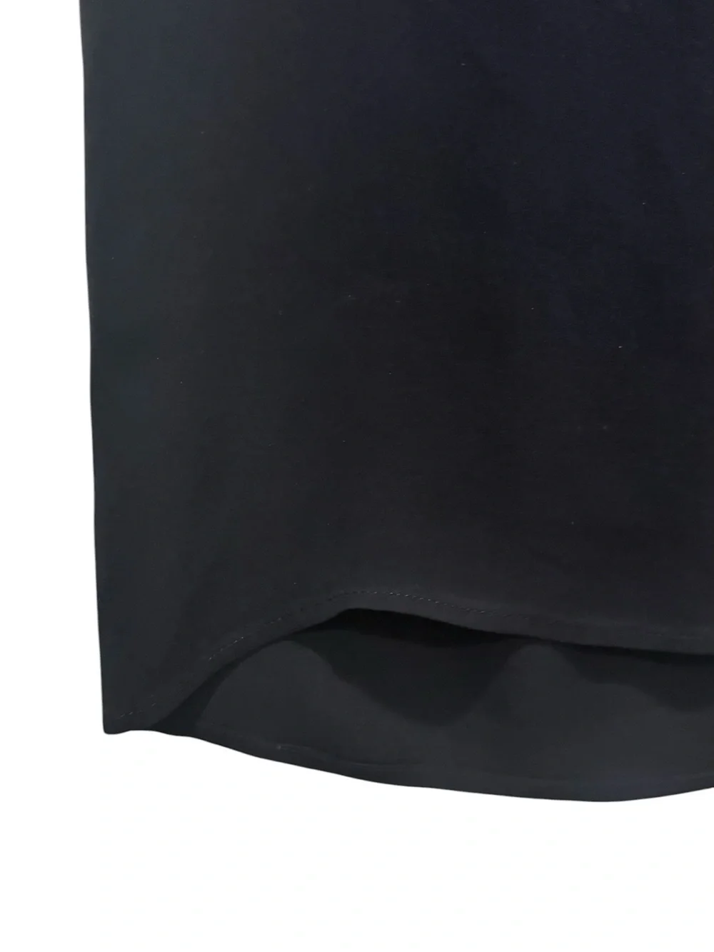 Vince - Sleeveless Blouse. V-neck. Size Small. Navy Blue. Silk